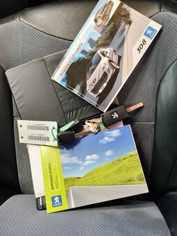 Peugeot 308 1,6HDI, kúpené v SR, bez DPF - 17