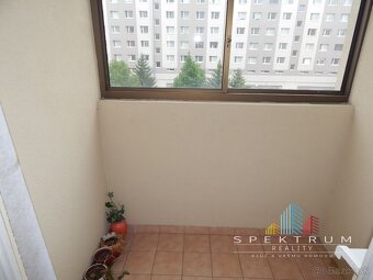 EXKLUZÍVNE-SPEKTRUM REALITY- Na Predaj 2-izbový byt, 50 m2 s - 17