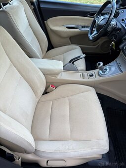 Honda Civic 1.8 Benzín Automat - 17