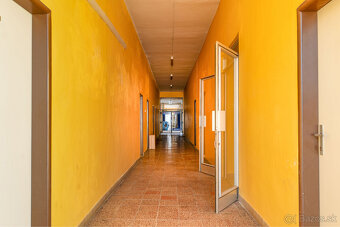 Administratívna budova a hala v priemyslenej časti | Rampová - 17