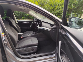 Škoda Octavia Combi 2.0 TDI SCR Style DSG LED Matrix - 17