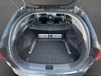 KIA CEED SW 1,6 GDi PLATINUM - 17
