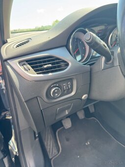 Opel astra sport tourer 1.5cdti - 17