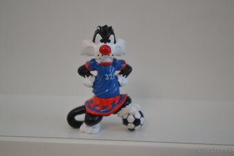 KINDER looney tunes ..... - 17