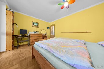 Predaj priestranný 4 izb. byt s garážou vo výbornej lokalite - 17
