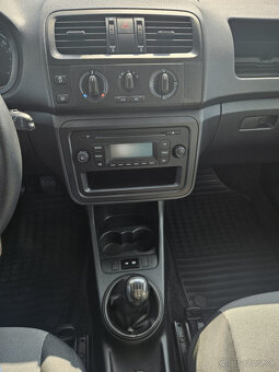 Škoda Fabia II Combi 1.2 Ambition - 17