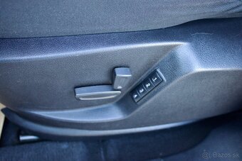 Ford Galaxy 2.0 TDCi Titanium X, 7 miestne, Webasto - 17