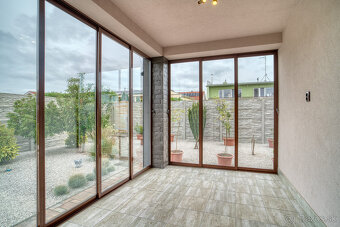 Na predaj rodinný dom s rozľahlým pozemkom v Kostolišti - 17