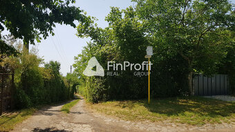 Predám dva vinohradnícke domy s pozemkami medzi vinohradmi p - 17