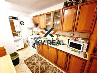 JKV REAL ponúka na predaj 5-izbový dvojpodlažný rodinný dom  - 17