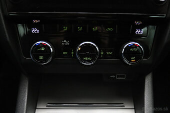 Škoda Octavia Combi 2.0 TDI DSG Executive - 17