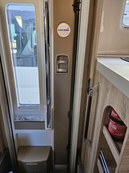 Predám EURA MOBIL Integra line 650 HS - 17