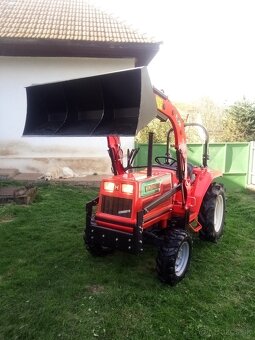 Traktor , malotraktor Hinomoto N209 - 17