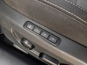 Škoda Superb 2.0 TDI DSG 4x4 140kW - 17