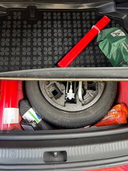 Predám ŠKODA Rapid Spaceback SB 1.2 TSI 110k Ambition 4Valec - 17