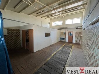 Prenájom Priestoru 135m2 - Galanta - 17