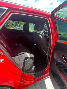 Kia Ceed SW 1.6 CRDI GT- Line Platinum - 17