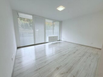 3-izbový byt 64 m2 zrekonštruovaný SNP Trenčianske Teplice - 17