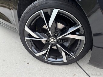 ŠKODA OCTAVIA COMBI 2.0TDi 110kw DSG MATRIX MASÁŽE DPH 2022 - 17