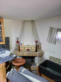 Chatka v meste Snina oblast pichoňka - 17