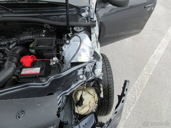 Dacia Duster 1.6 SCe 4x4 Arctica - 17