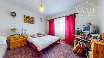 V centre Banskej Štiavnice rodinný dom 271 m2 s parkovaním - 17