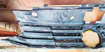 VW Passat B8 – 2ks gril, jeden spravíš pekný - 17