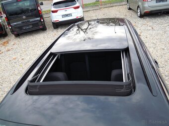 Volkswagen Passat 2.0TDi COMFORTLINE - SERVIS - 17