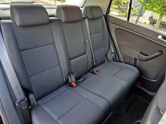 Volkswagen Golf 6 plus 2.0TDI - 17