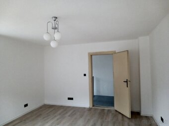 Na predaj alebo výmenu luxusne rekonštruovaný dom v obci Štó - 17