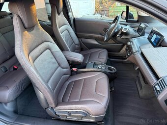 BMW i3 120Ah 2022 PROFI NAVI. KEYLESS, ADAP. LED. KŮŽE - 17