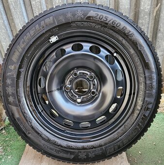 Originálna zimná sada VW - 5x112 r16 + Michelin 205/60 r16 - 17