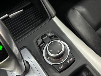 BMW X6 xDrive 30d 245k - 17