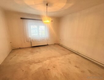 Rodinný dom s veľkým pozemkom - Košická Nová Ves - 17