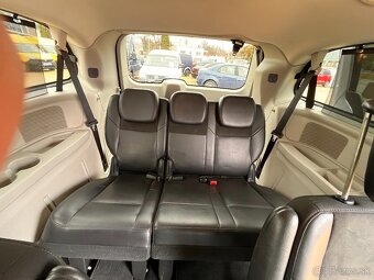 Chrysler Grand Voyager, 2.8 CRD 120kW TOURING 7 MÍS - 17