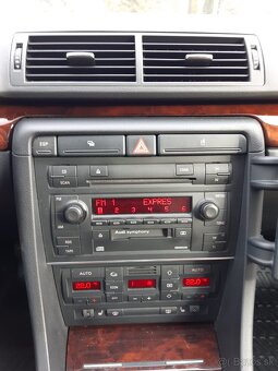 Audi A4 Avant 2.0 TDI Premium - 17