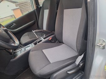 MERCEDES A 2.0 DIESEL AUTOMAT KLÍMA ŤAŽNÉ - 17