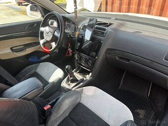 Škoda Octavia 1.4 MPI - 17