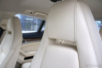 Porsche Panamera 4S V8 4x4 AT6 400k (odpočet DPH) - 17