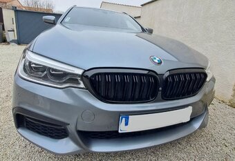 CIERNA MASKA GRIL BMW rad 5 model G30 G31 G38 - 17