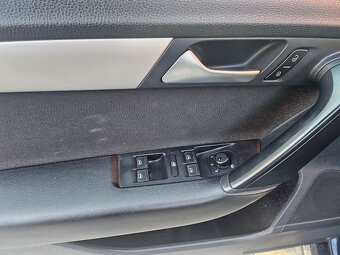 VW PASSAT 1.6TDi BlueMotion B7  R,v 2014 - 17