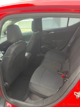 Opel Astra 1.4i 74kw 80 000km kupovane na SR - 17