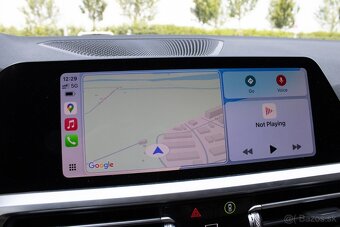 BMW Rad 3 Touring 330e PHEV A/T - 17