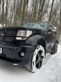 DODGE NITRO 2.8 R/T A/T - 17