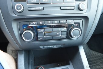 VOLKSWAGEN JETTA 1,6TDI 77kW 83586km SLOVENSKÉ - 17