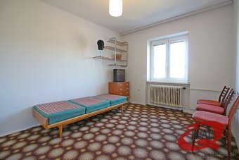 DVOJGENERAČNÝ RODINNÝ DOM V IVANKE PRI DUNAJI - 17