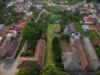 Rovinatý stavebný pozemok v centre | Moldava nad Bodvou - 17