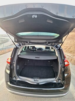 Renault grand scenic 2019 - 17