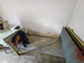 3-izbová chalupa so záhradou a vedľajšou budovou v Hrašnom - 17