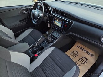 ✅Toyota Auris 1.6 benzín➡️89.000 km➡️r.v.:2016 - 17